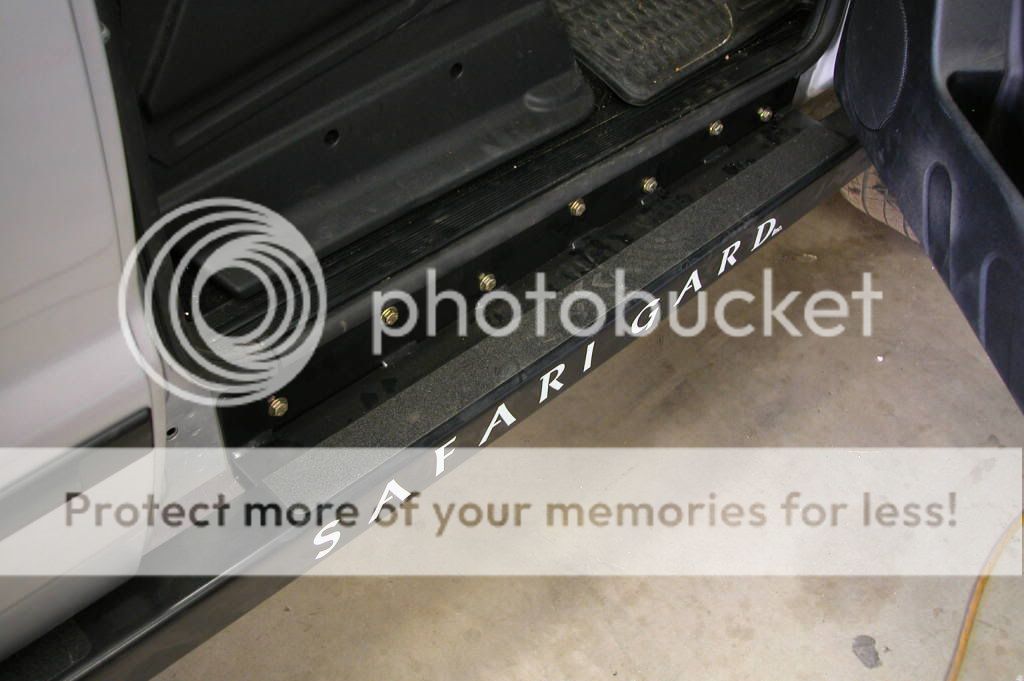 Discovery II Rock Sliders Photo by SafariGard Photobucket